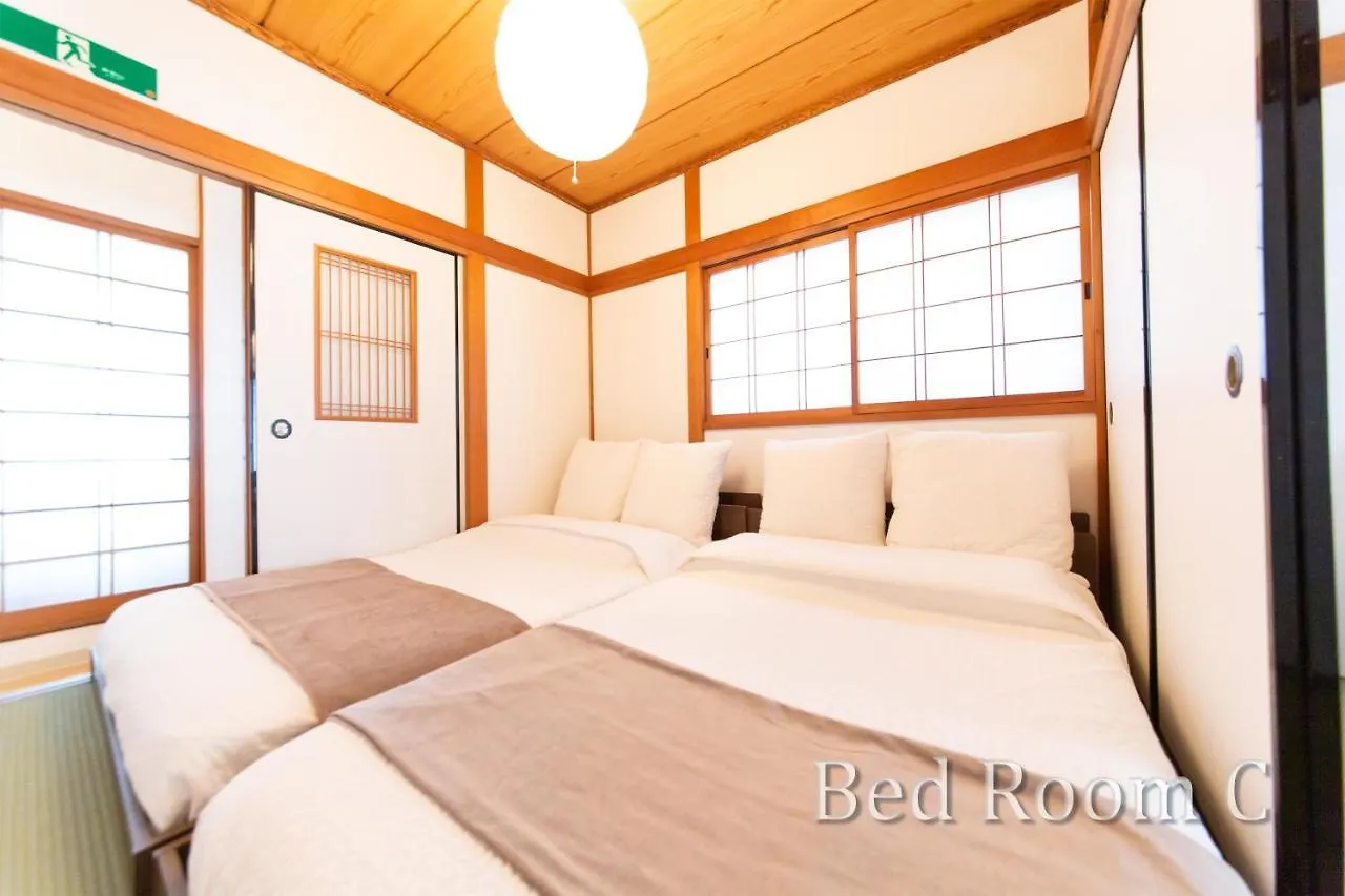 Roof Villa Tengachaya-Nishi Osaka Apartment